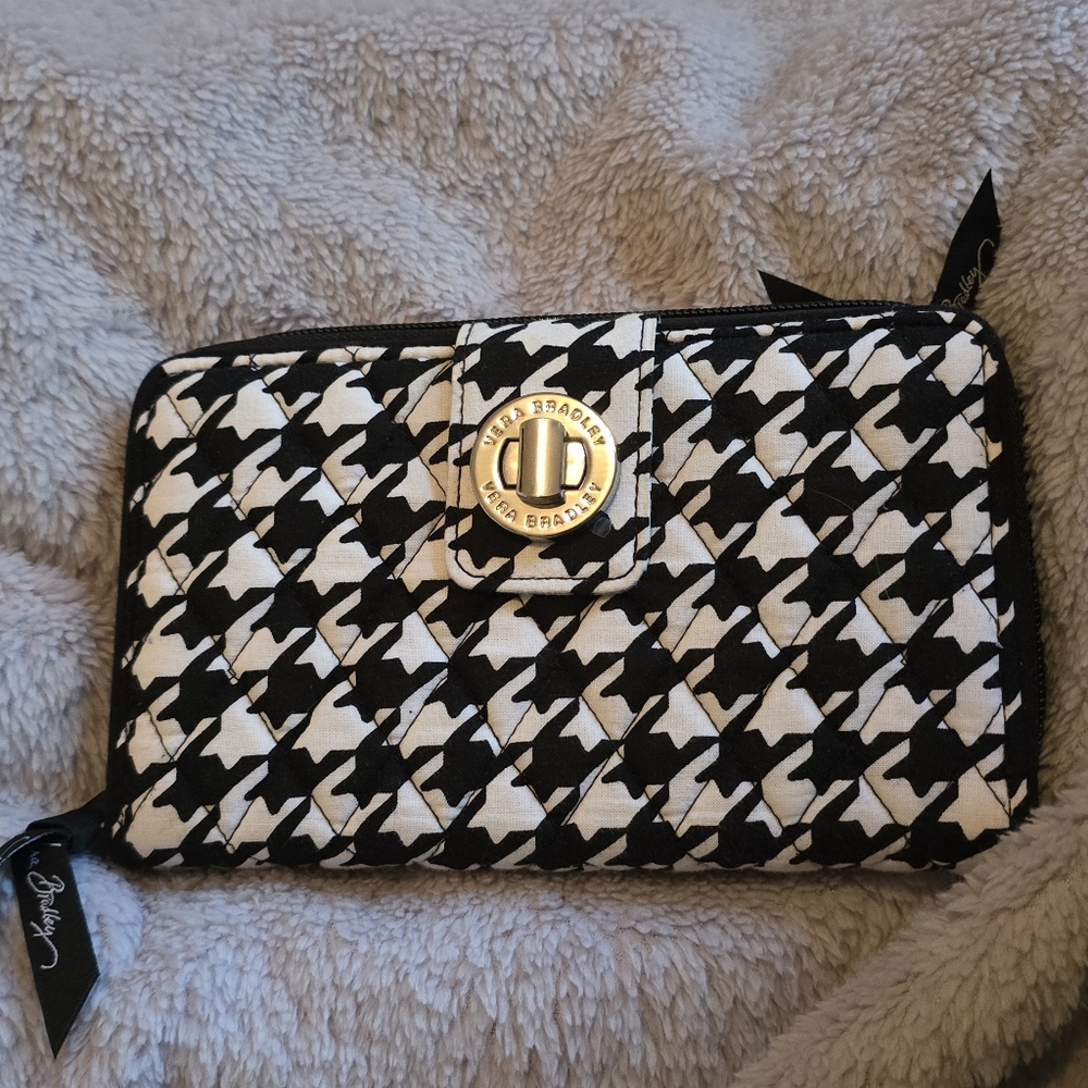 Vera Bradley Black and White Houndstooth Turnlock  Wallet
